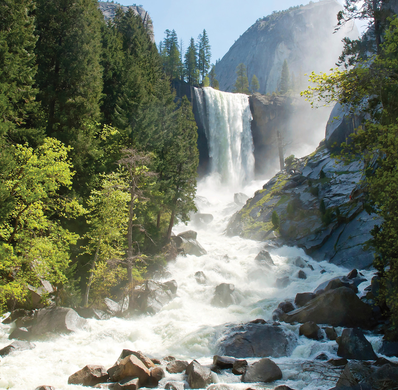 4 Best Waterfall Hiking Trails in National Parks Explore Better