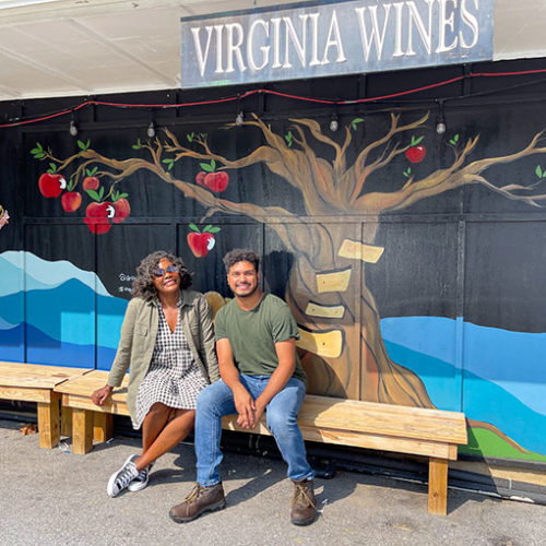 Before entering Shenandoah National Park from the Royal North entrance, make a stop at The Apple House for bite to eat.